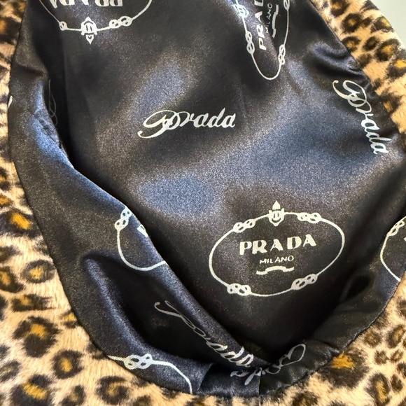 Vintage Prada Hooded Trench Coat | Leopard Print Lining | Size 46 Made in Italy - Picture 4 of 6